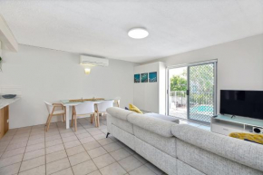 Beachcomber Unit 4 7 Dingle Ave